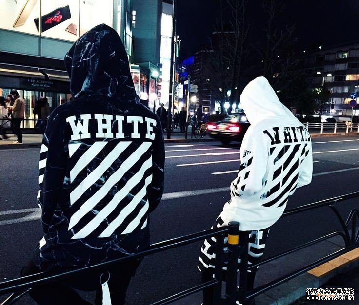 Off-White在美国起诉一家美国儿童服装公司侵犯商标权！