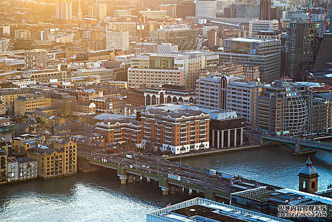 注册英国商标要满足哪些标准? 注册英国商标要满足哪些标准?