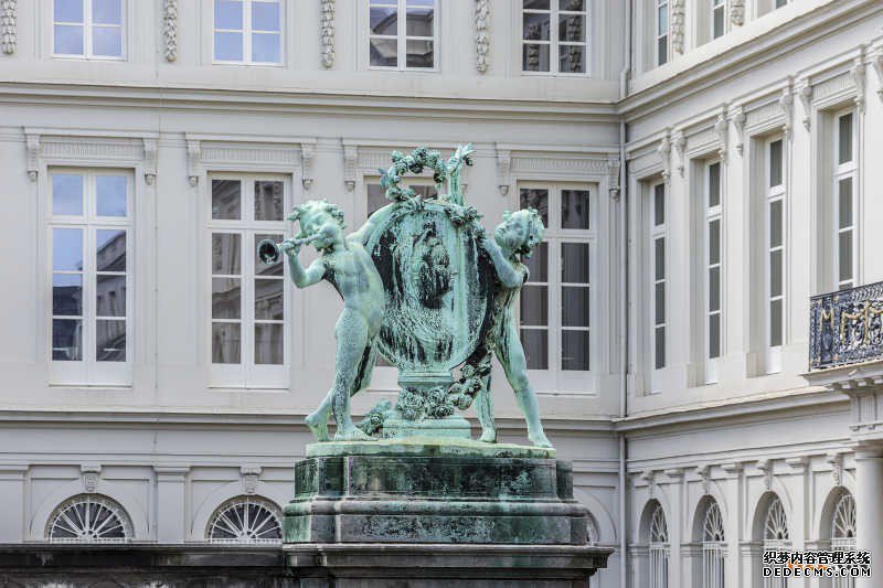 比荷卢商标注册的流程是怎样的？